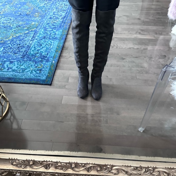 Blue Grey, heel knee high boots size 8, silver back zipper - Picture 9 of 9